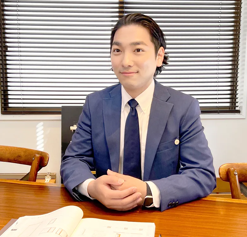 営業部 新宿店 店長 武藤 雄平