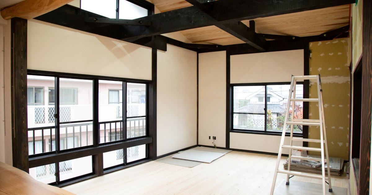 フルリフォームを行っている途中の一戸建て